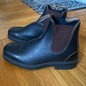 COPY - Blundstone Australia, new, size 10 US womens, size 7 Blundstone